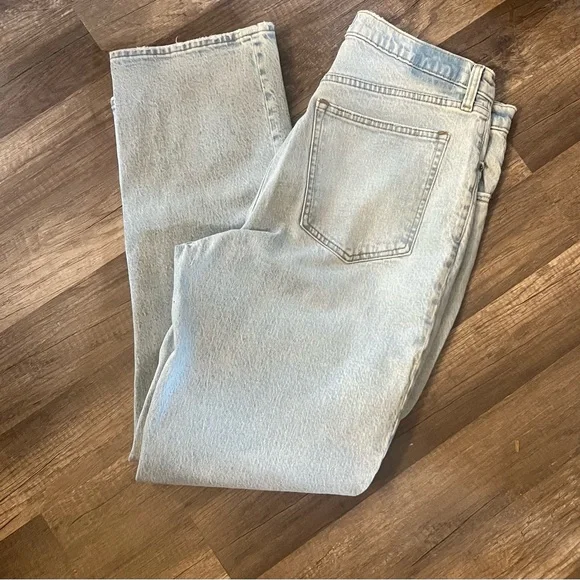 Abercrombie & Fitch 90’s Straight Ultra High Rise Jeans - Picture 2 of 6